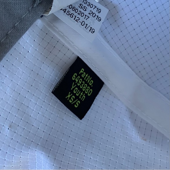 Never Worn Under Armour Official Tour 3.0 Golf Cap White w/ Navy, Size XS/S - Picture 6 of 7